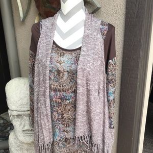 Gorgeous 2 Peice Sweater Set